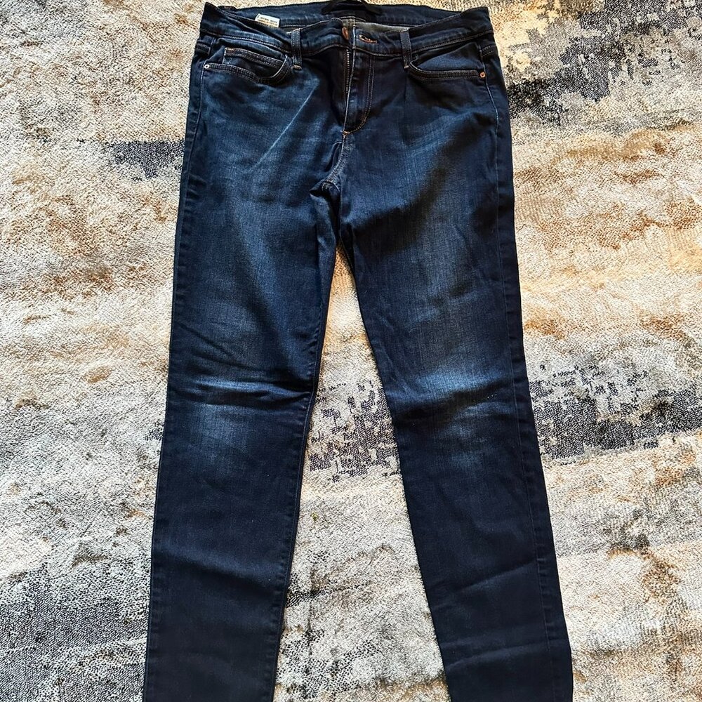 WOMEN'S JOE'S JEANS STRAIGHT LEG SIZE 31